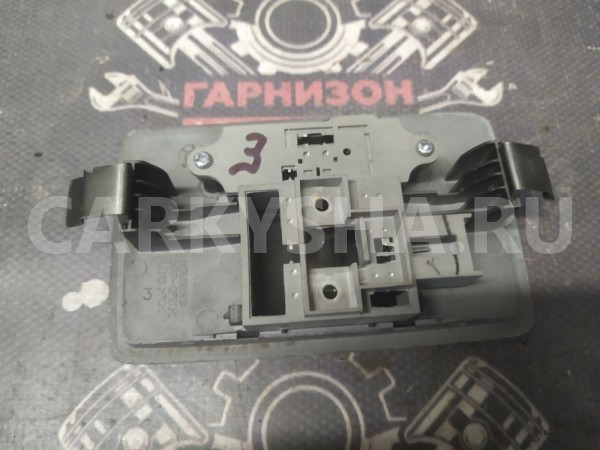 Плафон салона Mazda 3 bk Mazda 2 оригинальный номер EG2151310A75