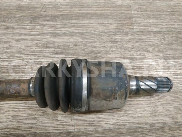 Полуось передняя левая Kia Sorento 