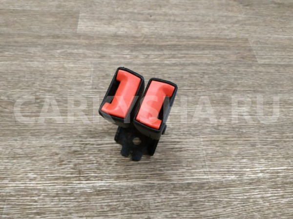 Ответная часть заднего ремня безопасности Land Rover Freelander 