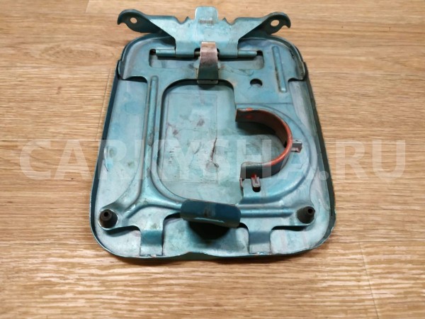 Лючок бензобака Nissan Primera оригинальный номер 788302J000