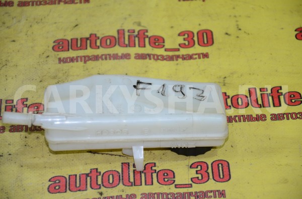 Бачок главного тормозного цилиндра Peugeot 308 