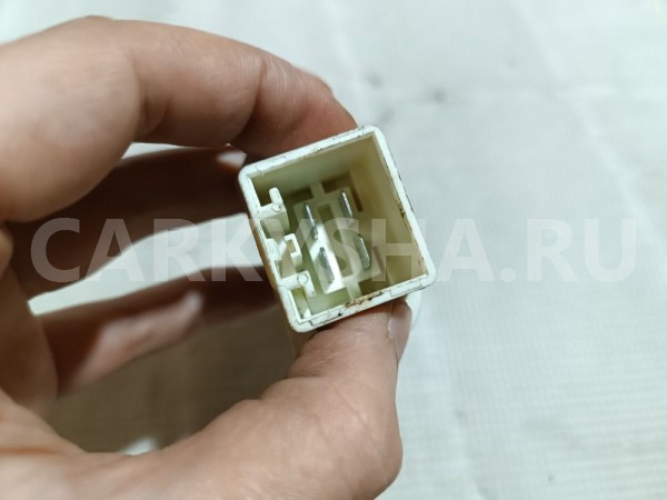 Резистор отопителя Ford Fiesta оригинальный номер 1855157