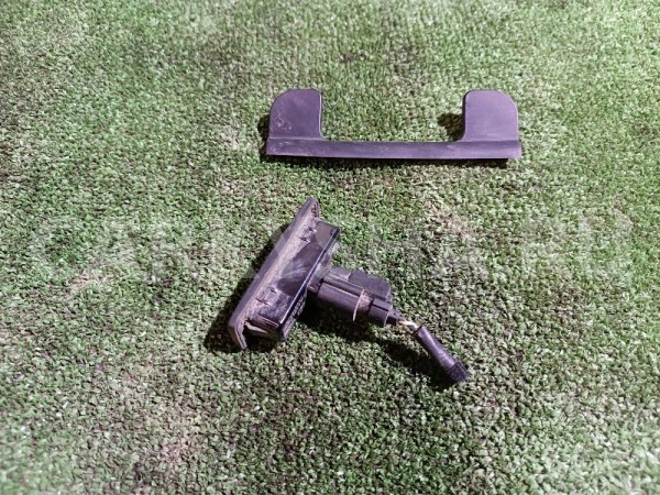 Кнопка открывания багажника Kia Cee'd оригинальный номер 81260A5000