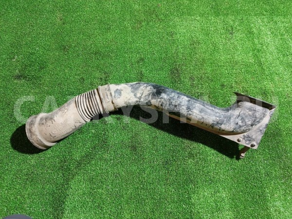 Патрубок воздушного фильтра Opel Astra 