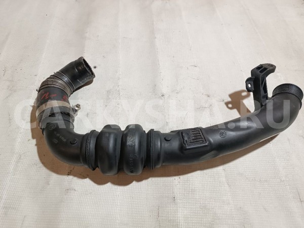 Патрубок интеркулера Ford Mondeo оригинальный номер 2038772