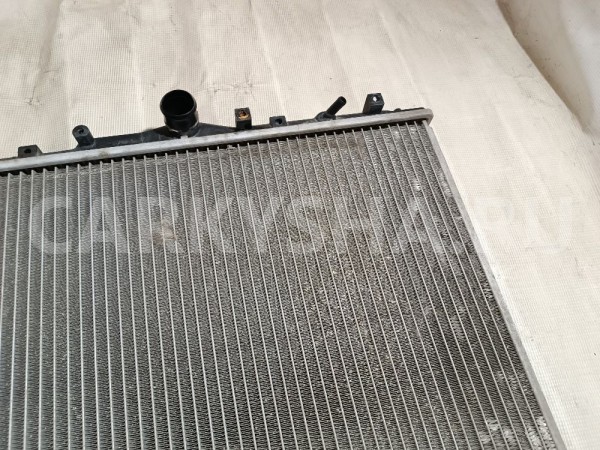 Радиатор охлаждения Volvo S40 