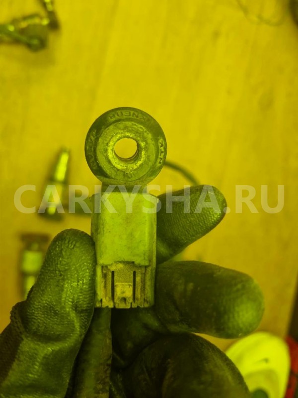 Датчик детонации Nissan Cedric оригинальный номер 220602Y000