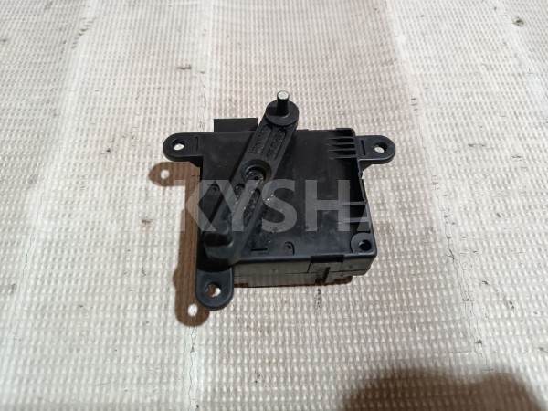 Моторчик заслонки отопителя Hyundai Coupe 