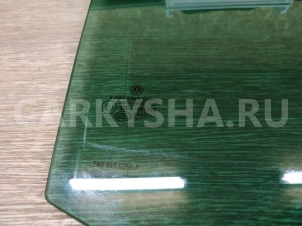 Стекло двери задней правой Volkswagen Tiguan 