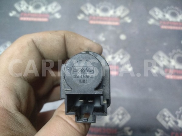 Концевик Jaguar X-Type Jaguar X-Type оригинальный номер 3m5t13480ab