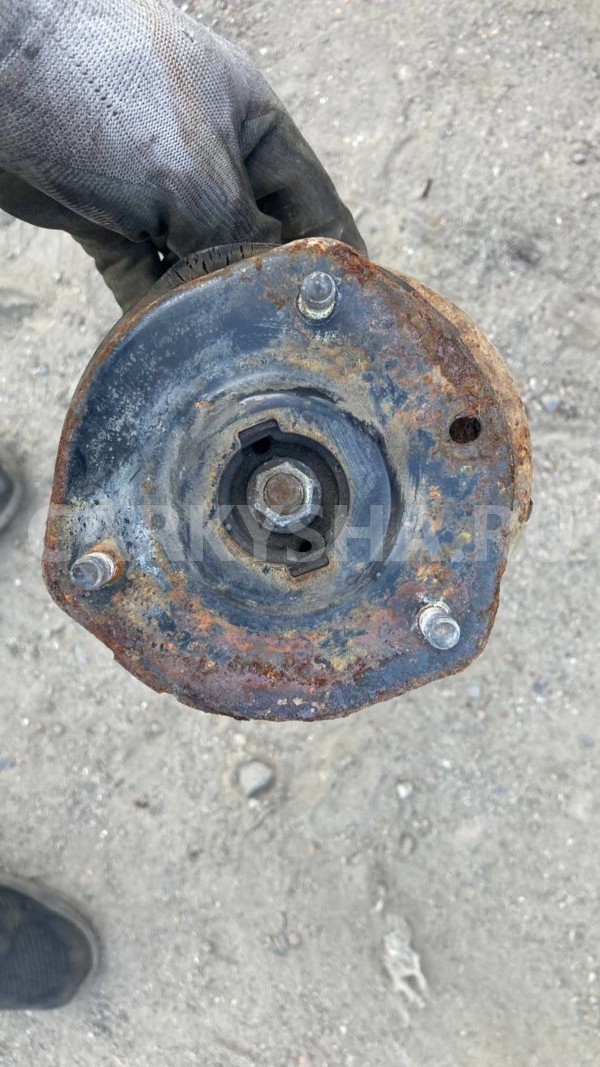 Стойка передняя правая Daewoo Nexia 1 Daewoo Nexia 