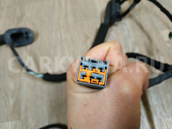 Проводка двери задней правой Land Rover Freelander 