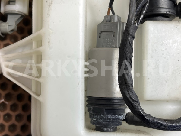 Бачок стеклоомывателя BMW 3er оригинальный номер 61 67 7 157 145, 61 67 7 157 145, 61677157145, 7157145, 67 12 8 377 430, 67128377430, 8377430, 67 12 7 302 589, 67127302589, 7302589, 61 67 1 379 530, 61671379530, 1379530, 61 66 7 135 409, 61667135409, 7135409, 61 66 4 419 445, 61664419445, 4419445, 61 6