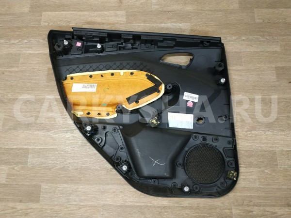 Обшивка двери задней правой Ford Focus 