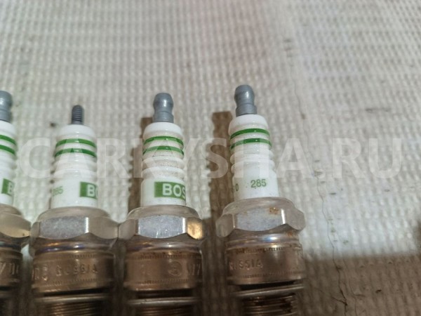 Свеча зажигания Land Rover Discovery 