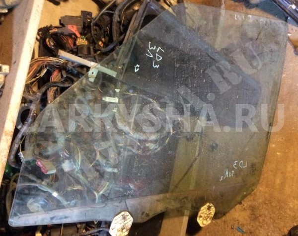Стекло двери LF Land Rover Discovery III оригинальный номер LR040917 LR029103 CUB500170