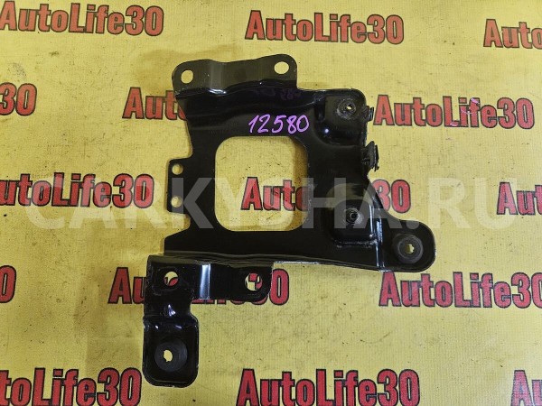 Крепление АКБ (корпус/подставка) Ford Focus 