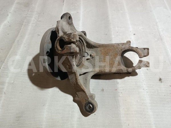 Кулак поворотный передний правый Citroen C3 