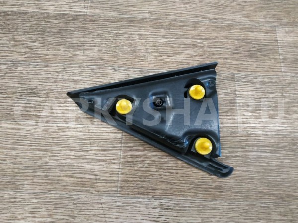 Накладка двери задней правой Hyundai ix35 