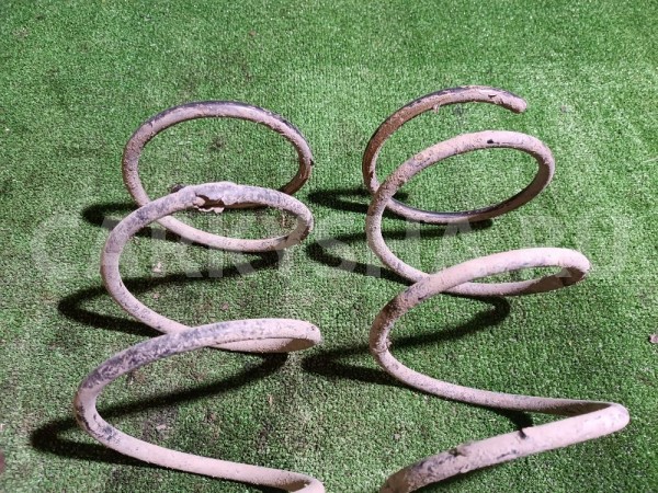 Пружины задние к-кт Suzuki Cultus 