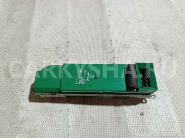 Блок управления стеклоподъемниками Mitsubishi Dingo 