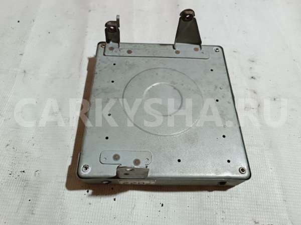 Блок управления двигателем Mitsubishi Diamante 