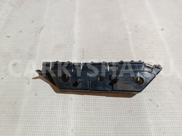 Кронштейн переднего бампера правый Ford Mondeo 