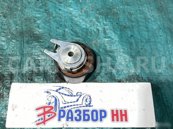Натяжной ролик ремня тнвд Land Rover Discovery 3 2 Land Rover Discovery оригинальный номер LR006526