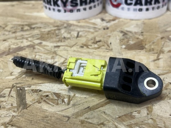 Датчик удара Toyota Highlander III (U50) оригинальный номер 89831-0R070