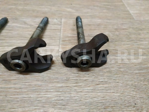 Кронштейн форсунки Land Rover Freelander 