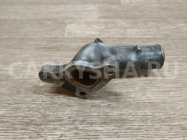 Фланец двигателя системы охлаждения Toyota Mark II 