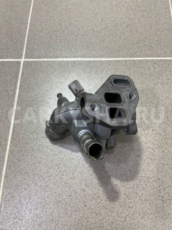 Тройник системы охлаждения MAZDA PREMACY 2008 г Mazda 2 оригинальный номер L3K91517Z