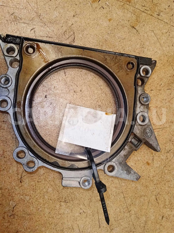 Название детали Крышка коленвала задняя Модель Skoda Superb 2008-2015 Skoda Superb оригинальный номер 036103171B