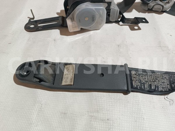 Ремень безопасности передний правый Mitsubishi Diamante 