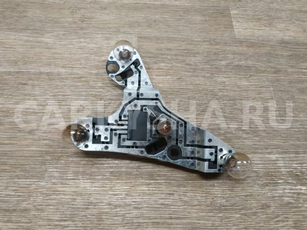 Плата заднего фонаря левого Toyota Avensis 