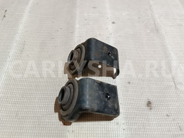 Кронштейн радиатора Suzuki Grand Vitara 