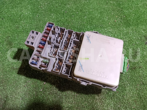 Блок предохранителей салонный Honda Accord оригинальный номер 38200S0A003