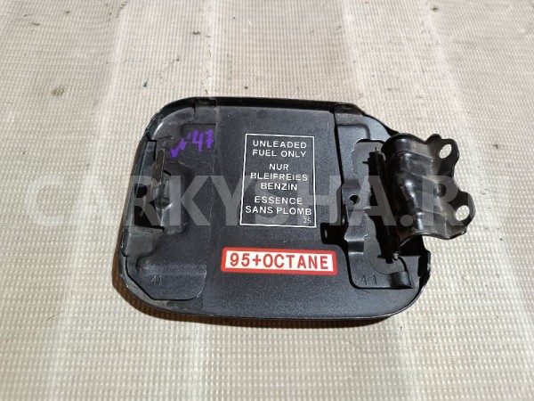 Лючок бензобака Mitsubishi Lancer 