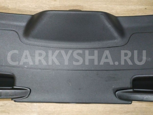 Обшивка крышки багажника Ford Focus 
