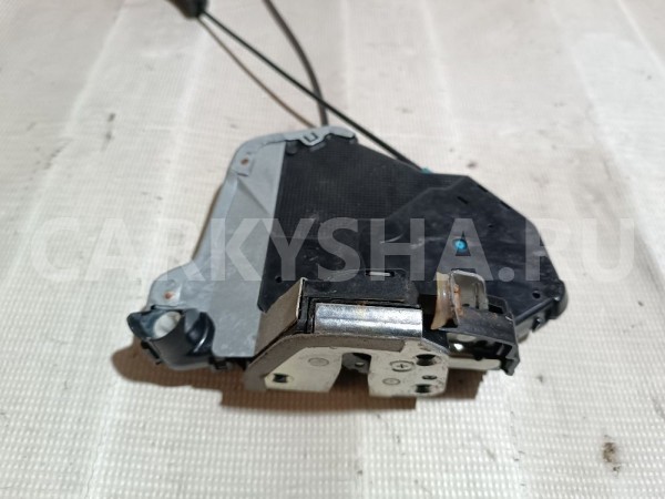 Замок двери передней правой Suzuki Grand Vitara оригинальный номер 8221065J23