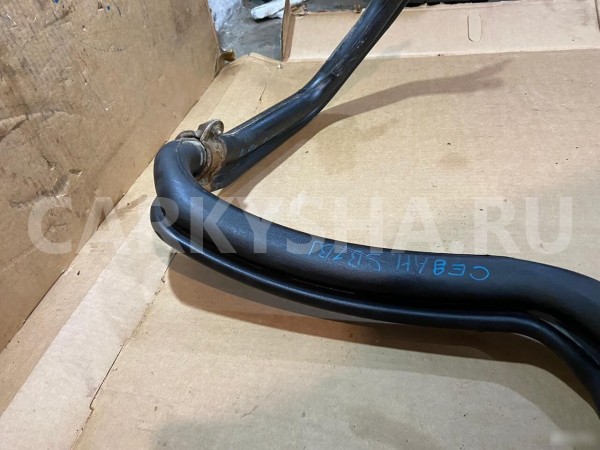 Горловина топливного бака Toyota Avensis 2004 г Toyota Avensis 