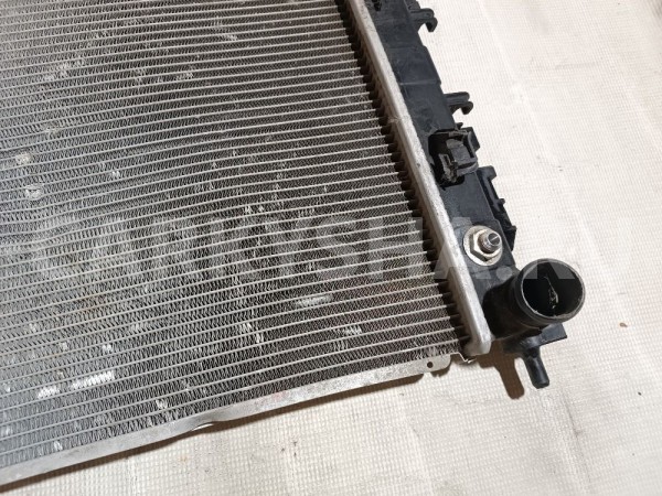 Радиатор охлаждения Kia Rio 