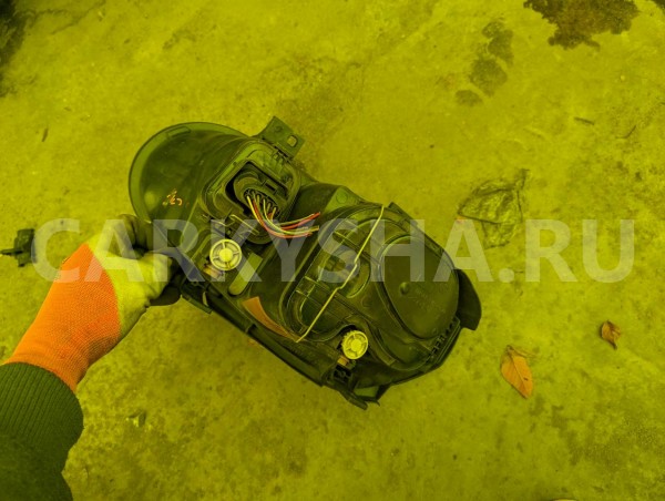 Фара Volkswagen Golf 