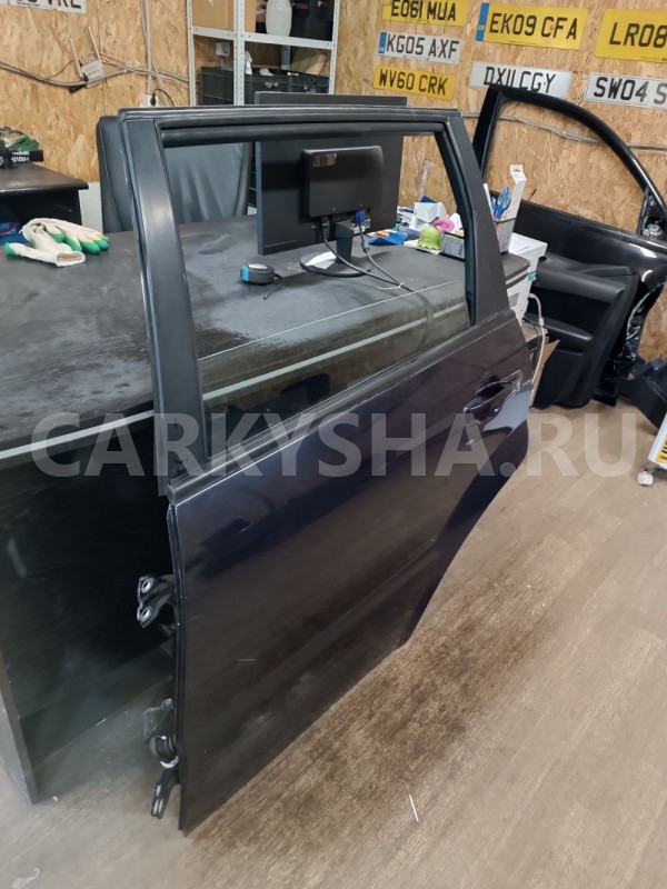 Дверь задняя левая Ssang Yong Rexton 