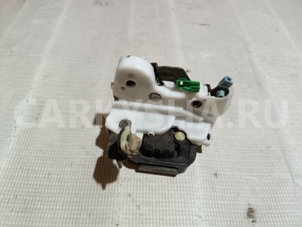 Замок двери передней левой Nissan March оригинальный номер 8050379905
