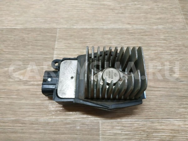 Резистор отопителя Jaguar S-Type оригинальный номер XR829188