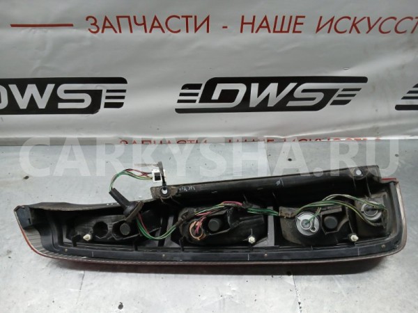 Фонарь стоп сигнала правый Nissan X-Trail 