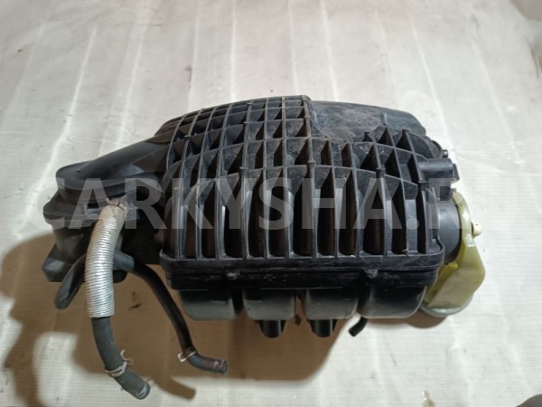 Коллектор впускной Suzuki Grand Vitara 