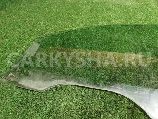 Стекло двери передней левой Ford Focus 