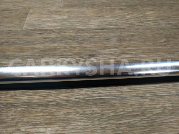 Накладка стекла переднего левого Ford Focus 